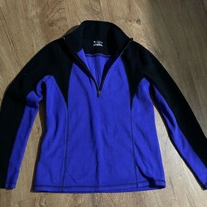 TEK GEAR sweatshirt.